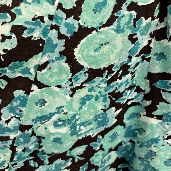 Volcom NWT Floral Pleated Mini Skirt Zip Womens Preppy Feminine Size Large - Picture 8 of 8